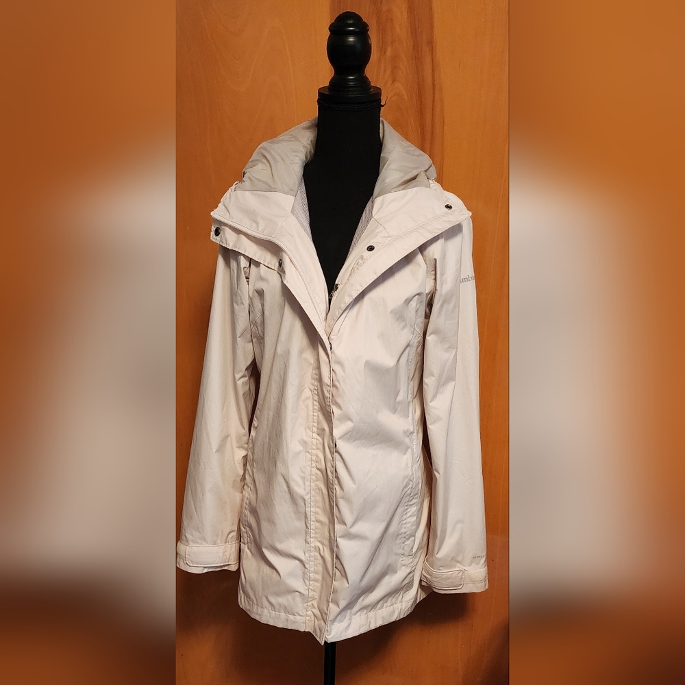 Columbia Women's White Jacket